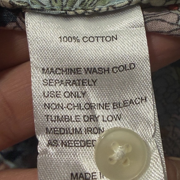 Trovata Navy Multi Floral Flutter-Sleeve Blouse - Picture 7 of 7